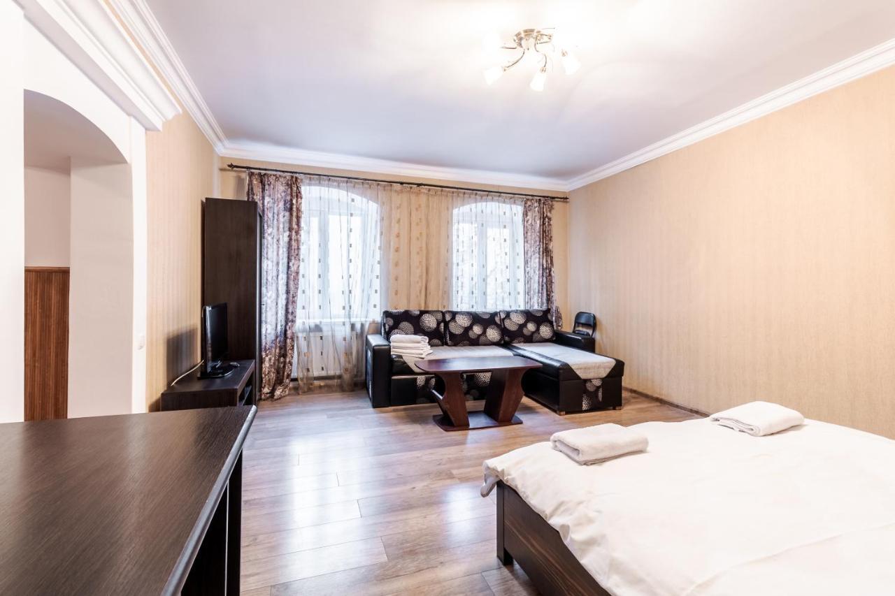 New Ruska Apartment Lviv Kültér fotó